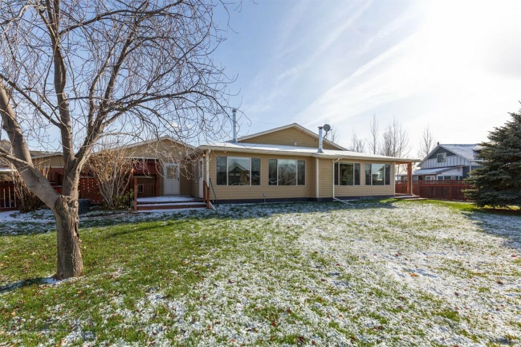 321 E Tobiano Trail, Belgrade MT 59714