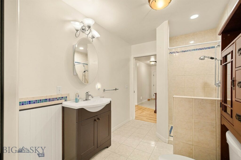 321 E Tobiano Trail, Belgrade MT 59714