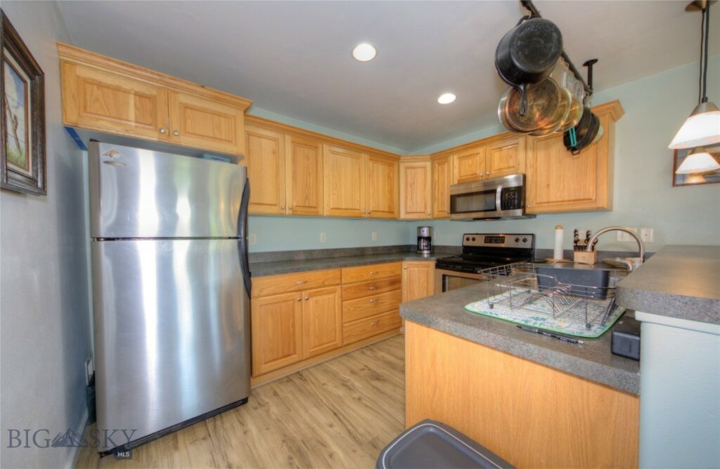 3210 Warbler Way, Bozeman MT 59718