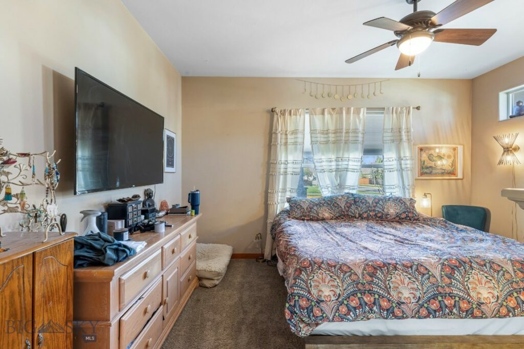 3214 Annie Street, Bozeman MT 59718