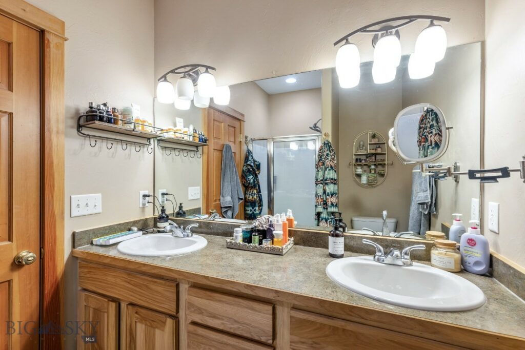 3214 Annie Street, Bozeman MT 59718