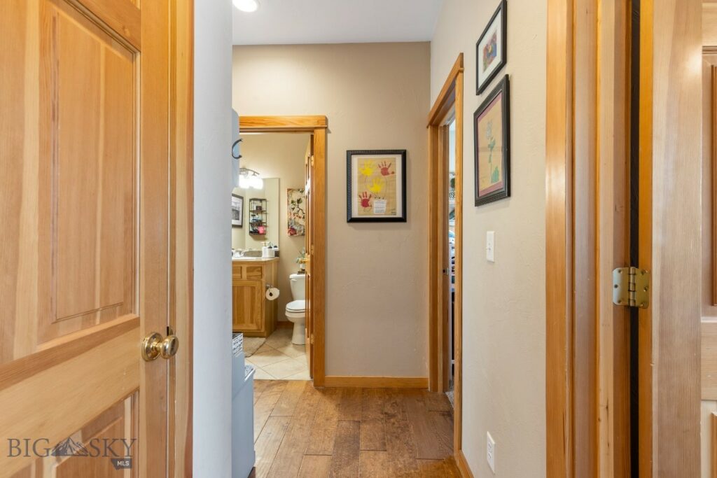 3214 Annie Street, Bozeman MT 59718