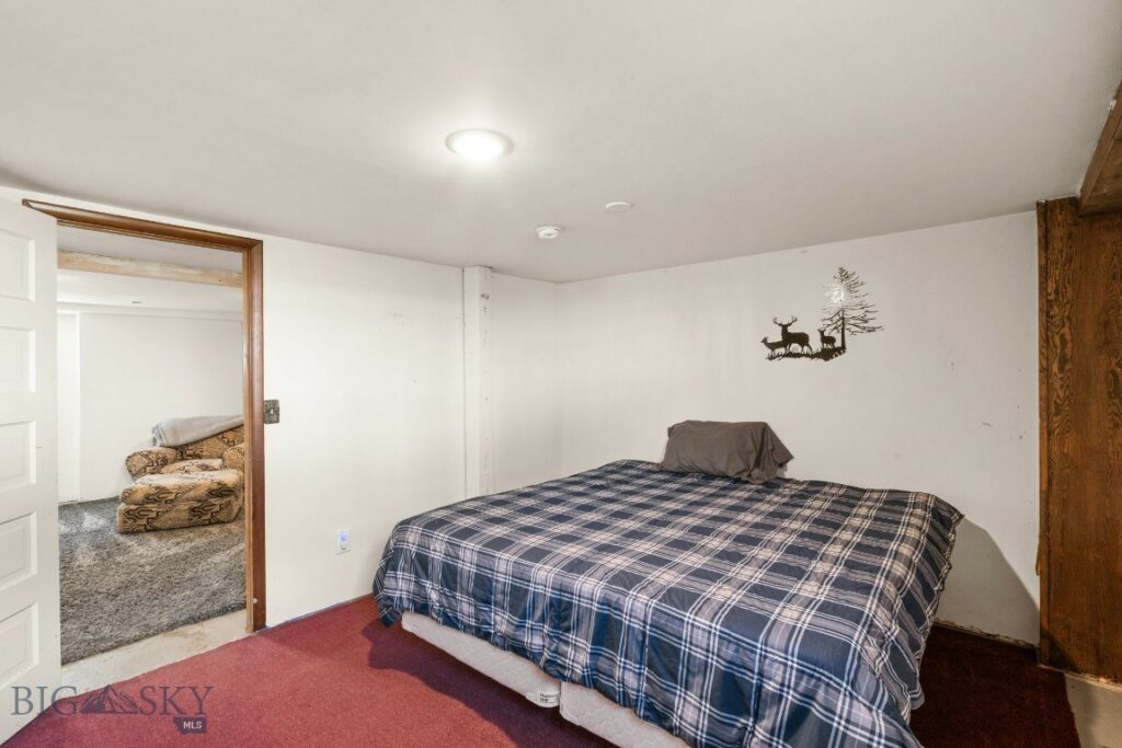 324 N 2nd Street, Livingston MT 59047