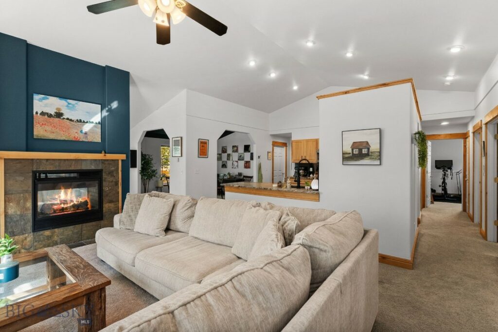 3241 Annie, Bozeman MT 59718