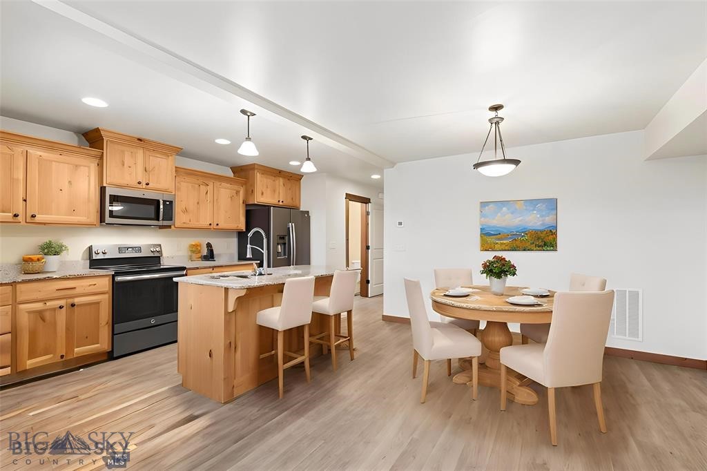 3241 Fen Way, Bozeman MT 59718