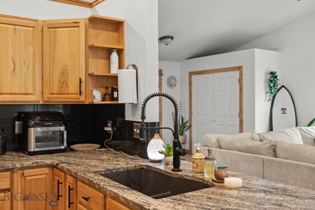 3241 Annie, Bozeman MT 59718