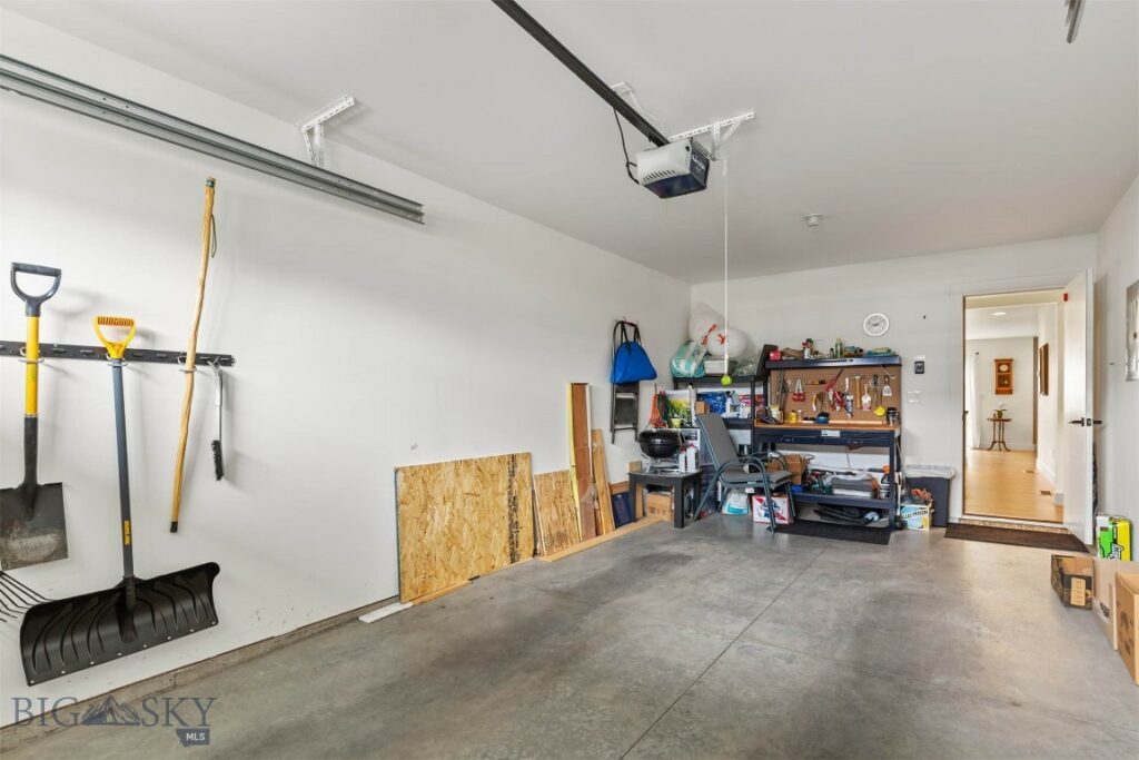 3245 Breeze Lane, Bozeman MT 59718