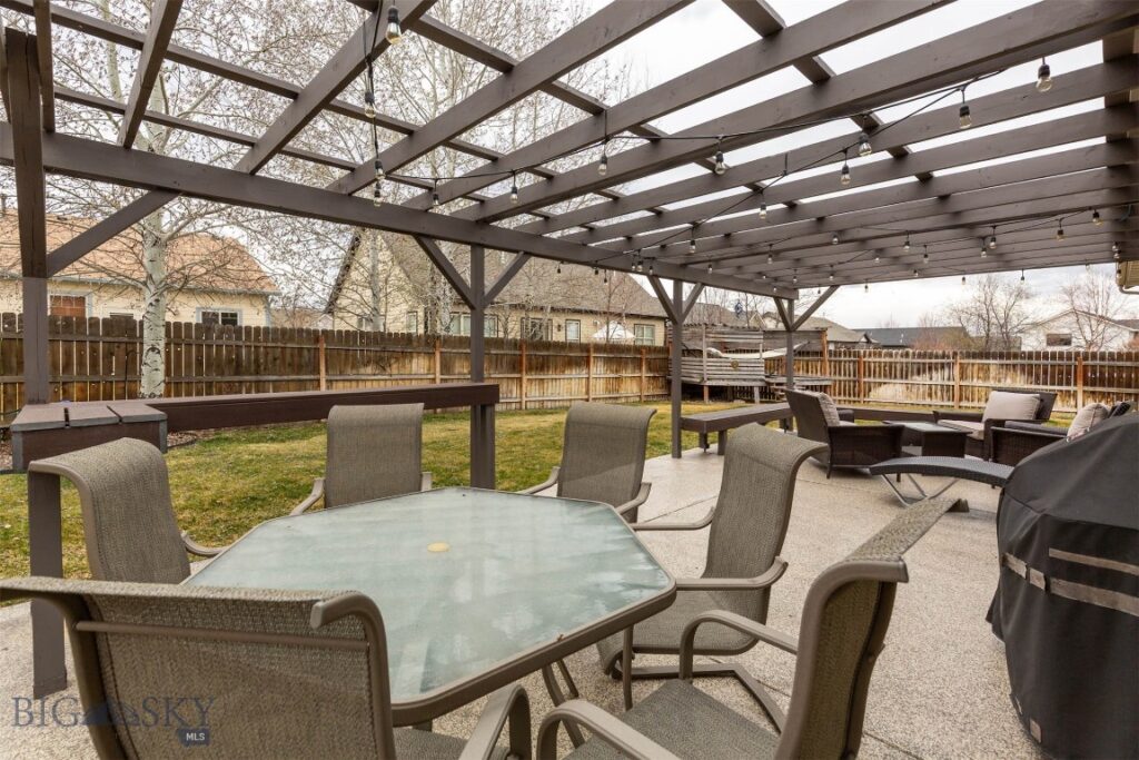 325 Cedar Wood Circle, Bozeman MT 59718