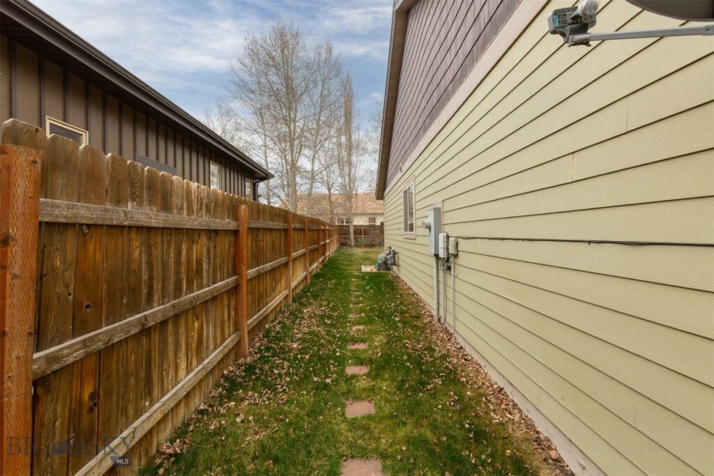 325 Cedar Wood Circle, Bozeman MT 59718