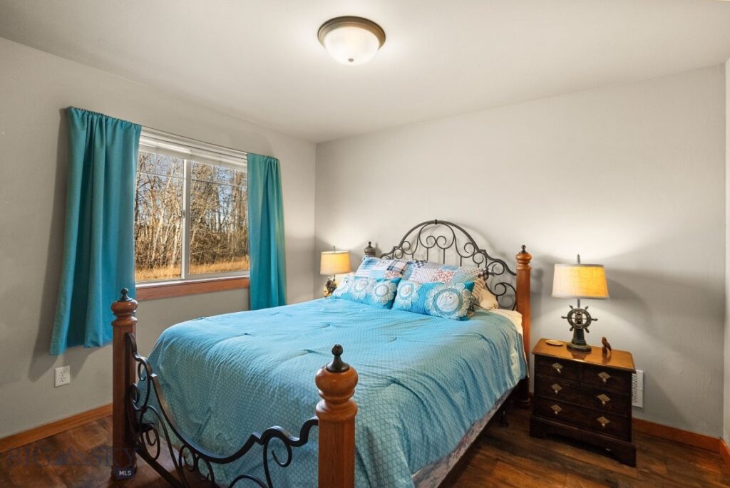 3263 Annie, Bozeman MT 59718