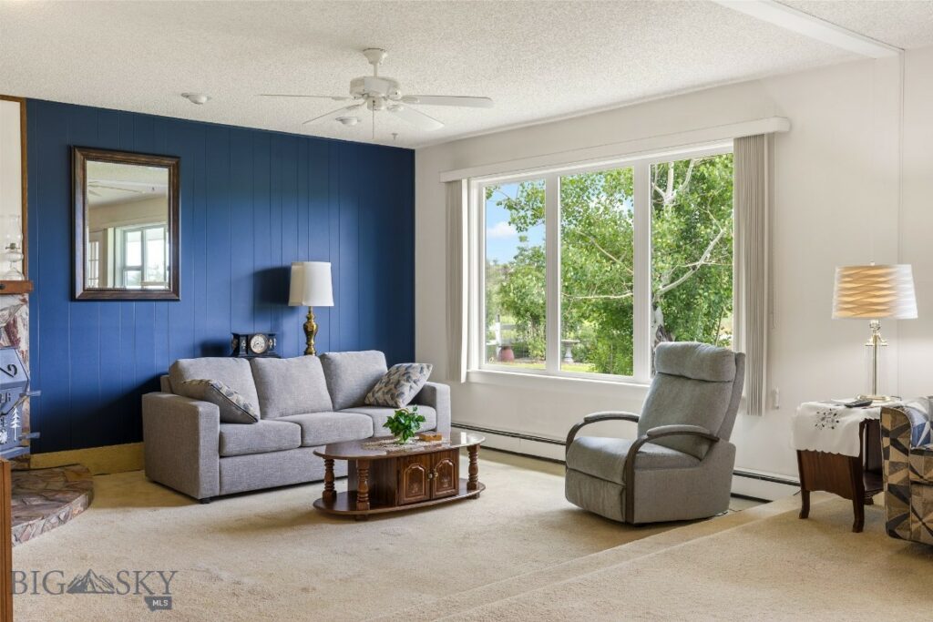327 Dovetail Lane, Bozeman MT 59718