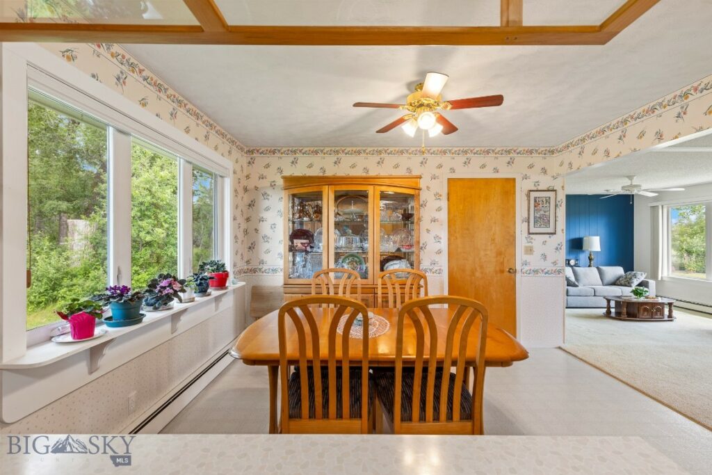 327 Dovetail Lane, Bozeman MT 59718