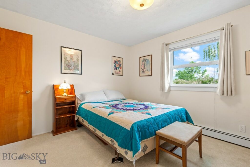 327 Dovetail Lane, Bozeman MT 59718