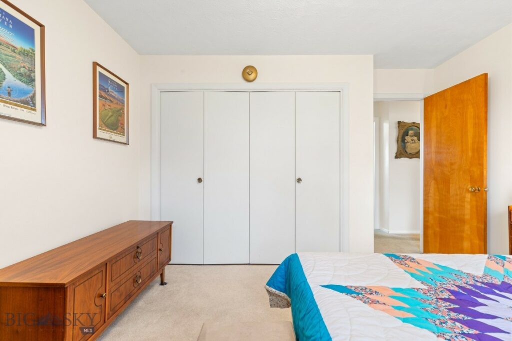 327 Dovetail Lane, Bozeman MT 59718