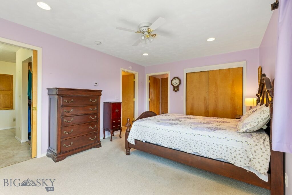 327 Dovetail Lane, Bozeman MT 59718