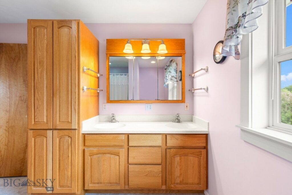 327 Dovetail Lane, Bozeman MT 59718