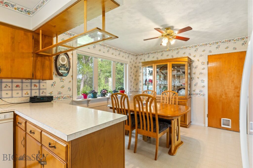 327 Dovetail Lane, Bozeman MT 59718