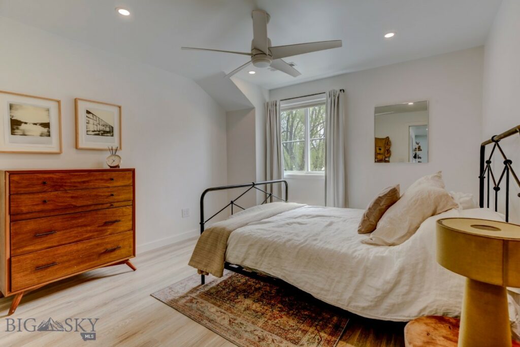 329 S B Street Street, Livingston MT 59047