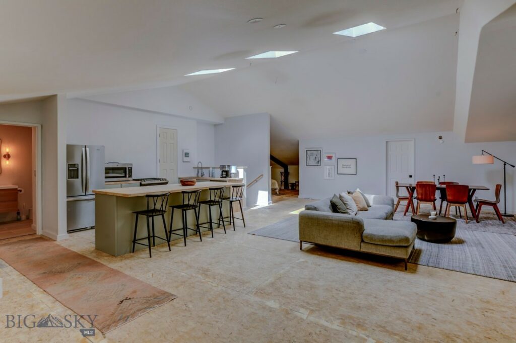 329 S B Street Street, Livingston MT 59047