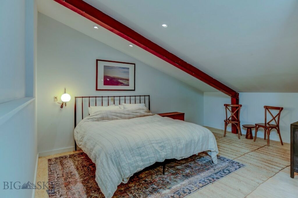 329 S B Street Street, Livingston MT 59047