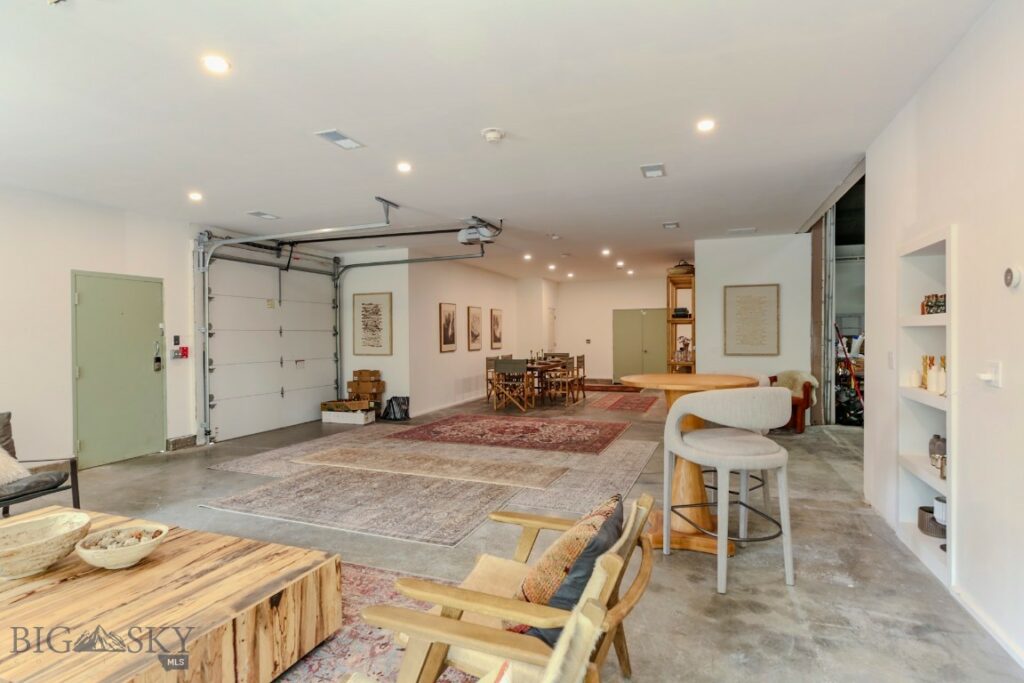329 S B Street Street, Livingston MT 59047