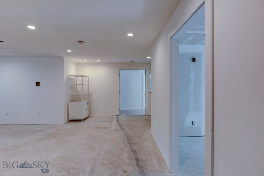 329 S B Street Street, Livingston MT 59047
