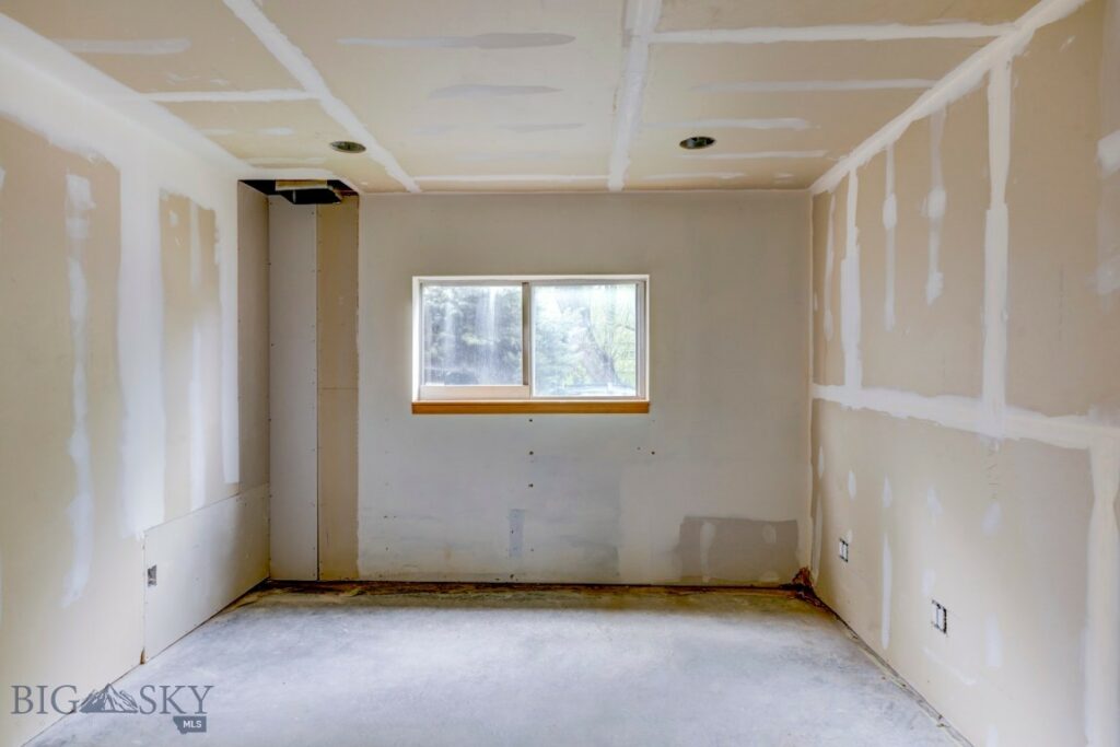 329 S B Street Street, Livingston MT 59047
