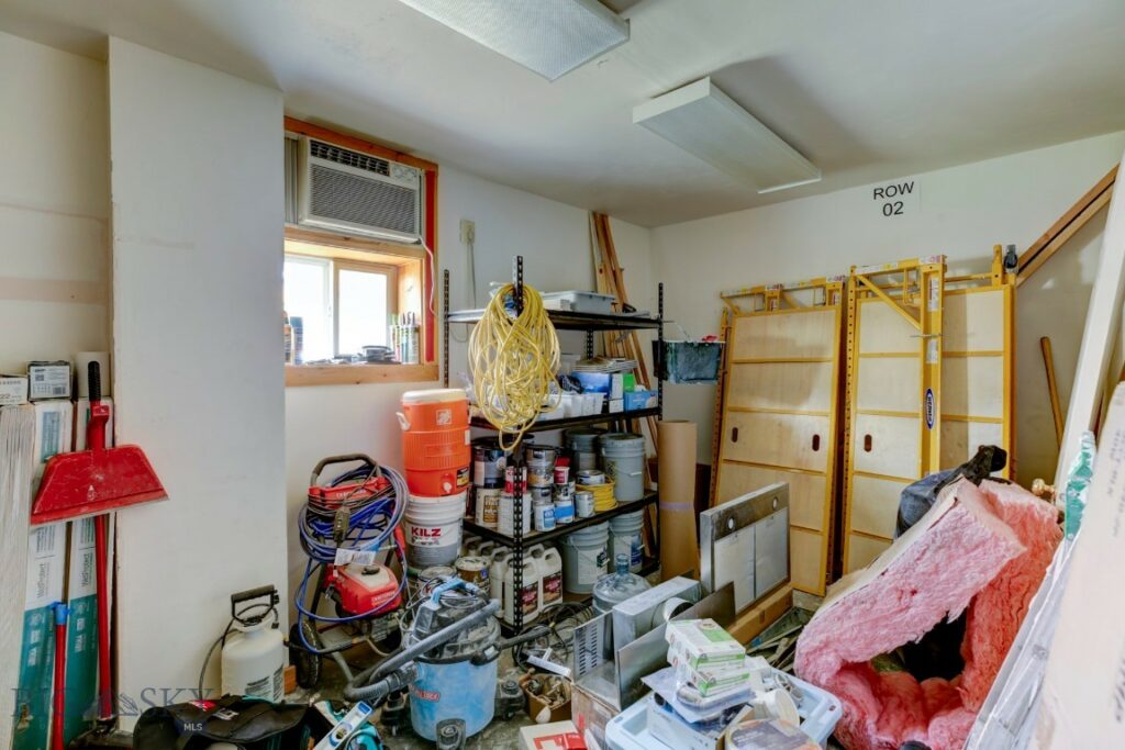 329 S B Street Street, Livingston MT 59047