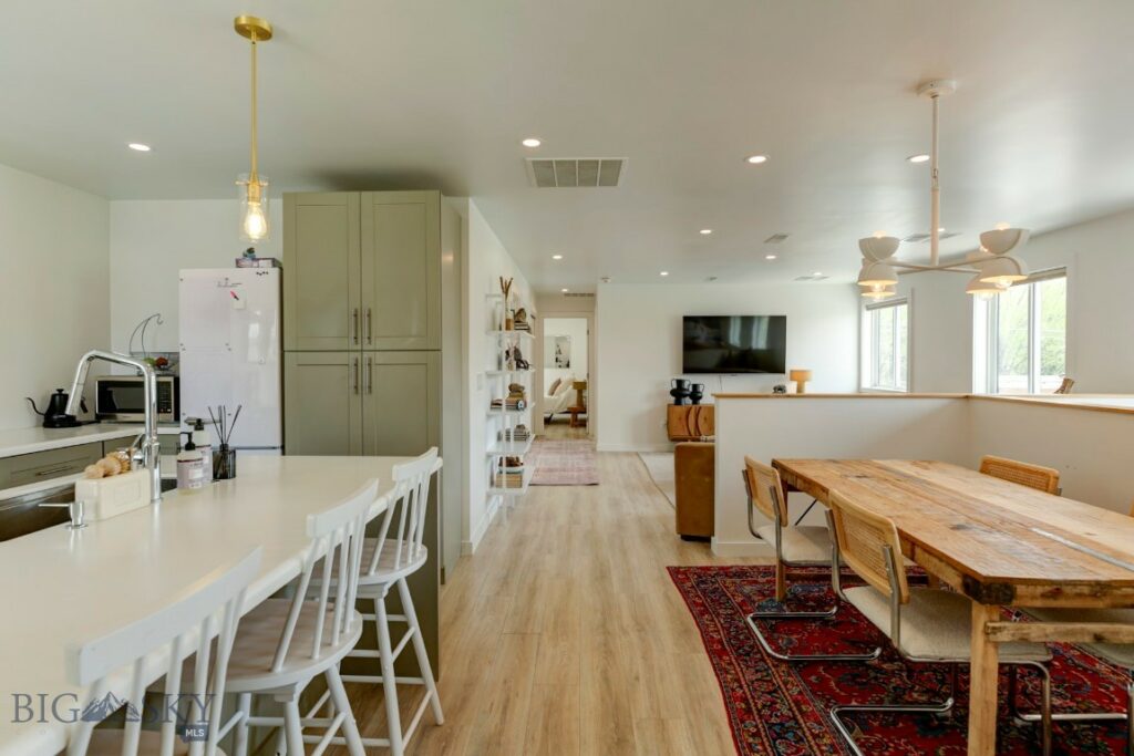329 S B Street Street, Livingston MT 59047