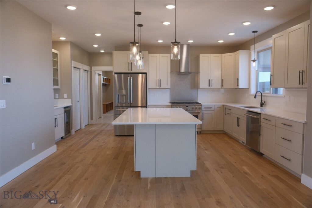 330 Swayback Lane, Bozeman MT 59718