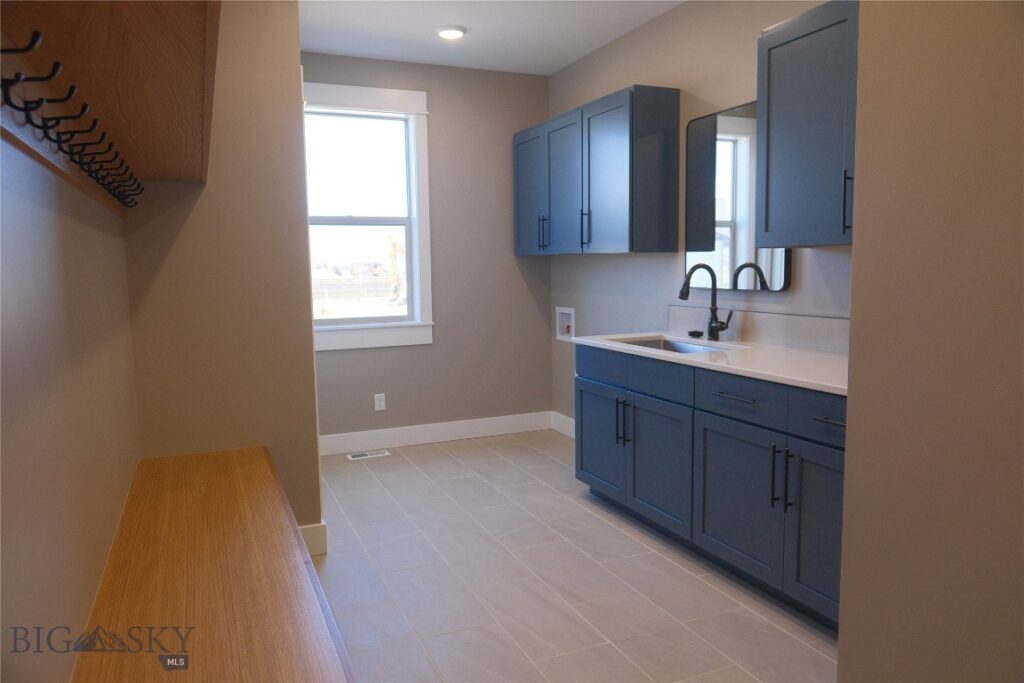 330 Swayback Lane, Bozeman MT 59718