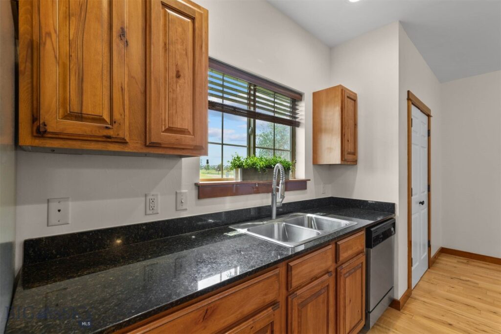 332 N Cottonwood Road, Bozeman MT 59718