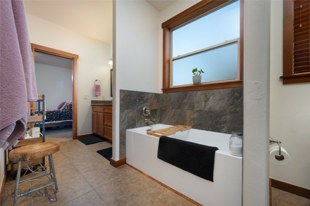 3323 Parkway Avenue, Bozeman MT 59718