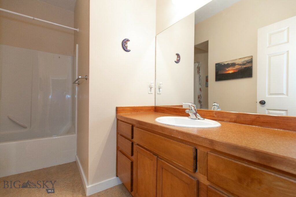 3354 Warbler Way, Bozeman MT 59718