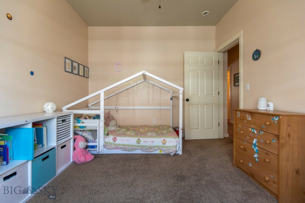 3354 Warbler Way, Bozeman MT 59718