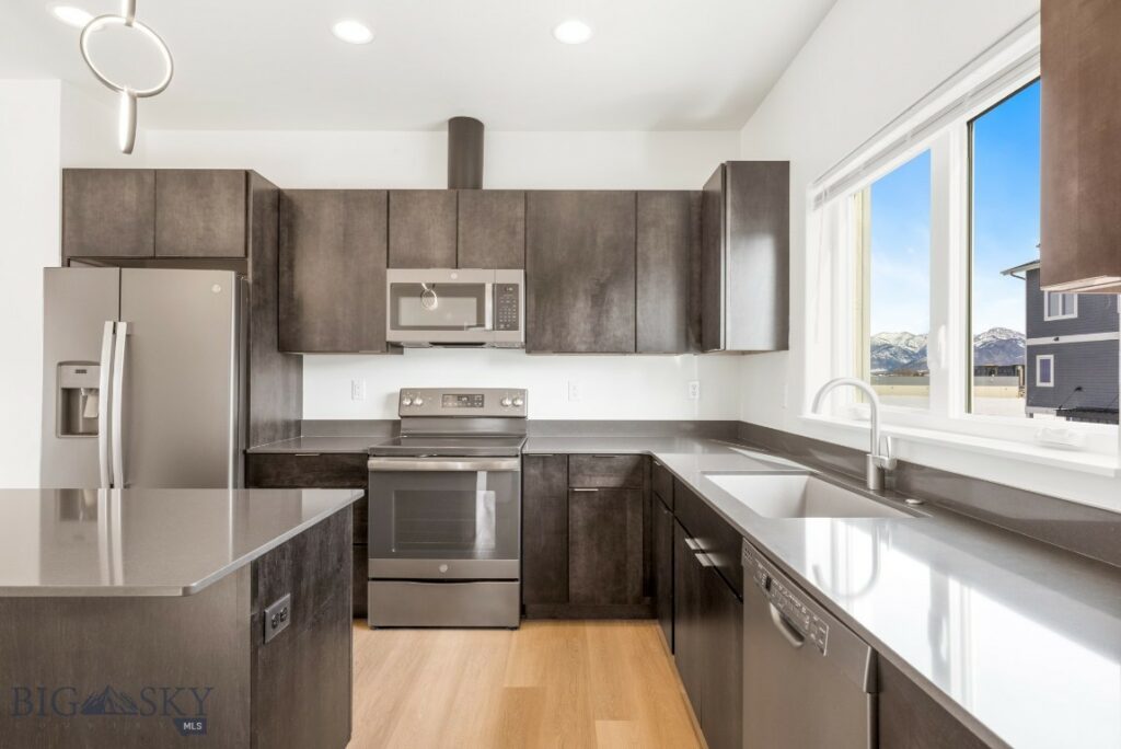 3360 Warbler Way, Bozeman MT 59718