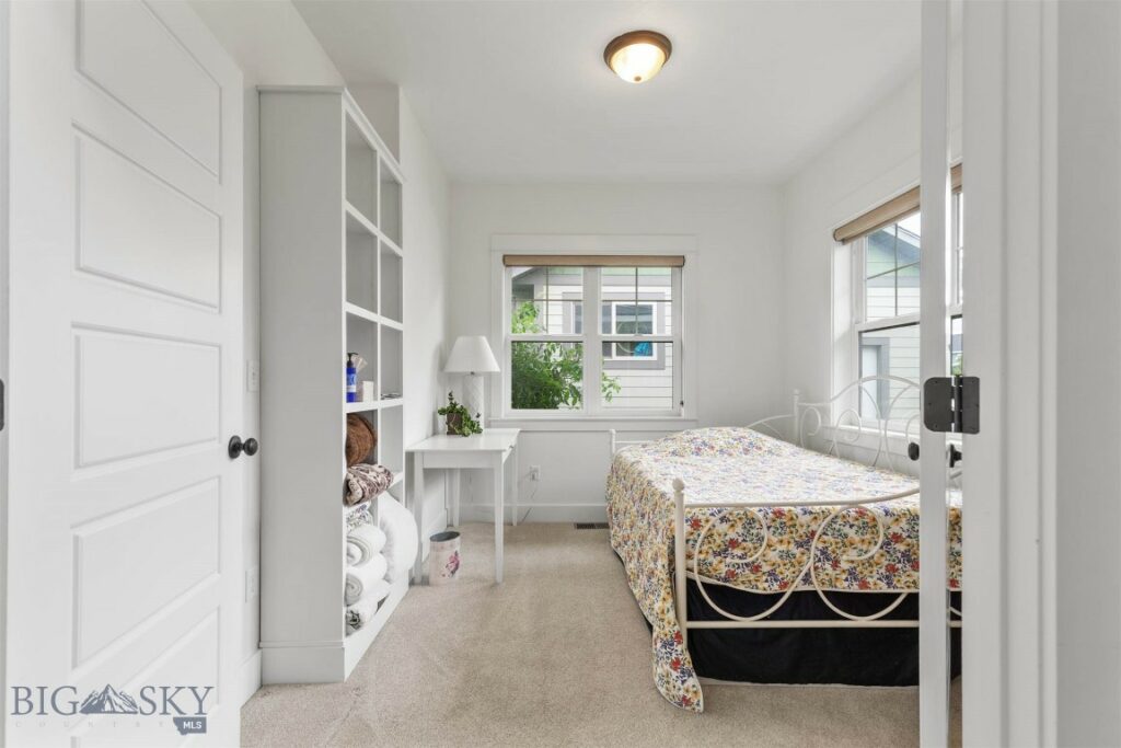 3382 Monida, Bozeman MT 59718