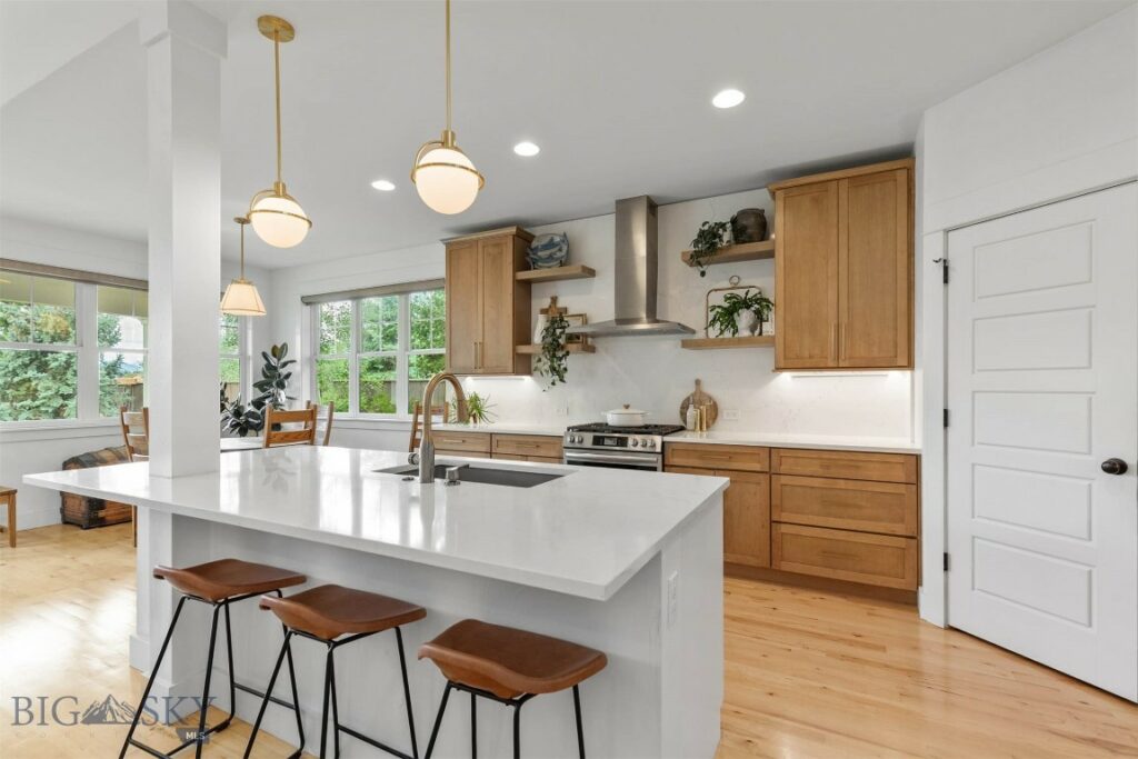 3382 Monida, Bozeman MT 59718