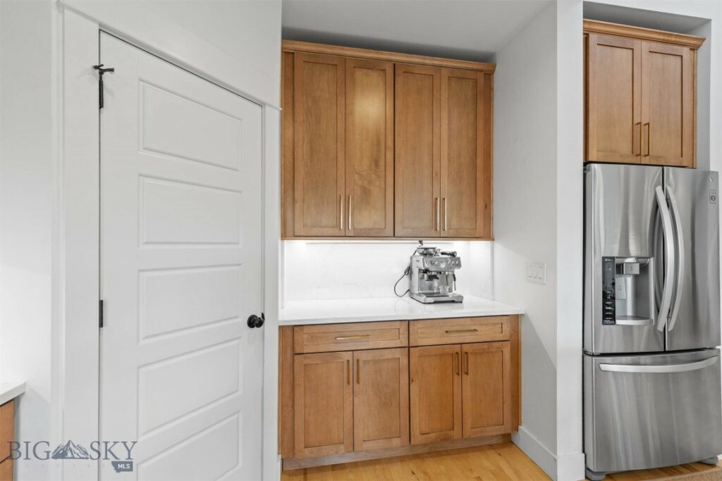 3382 Monida, Bozeman MT 59718