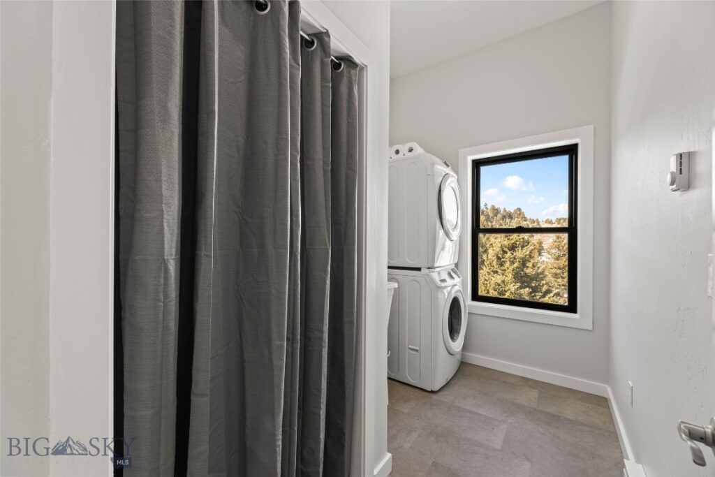 34 Mountain Springs Lane, Bozeman MT 59715