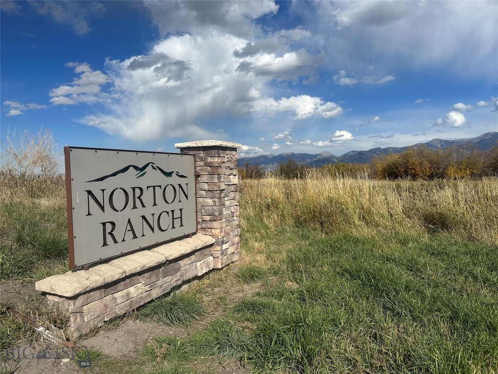 34 Westgate Ave, Bozeman MT 59718