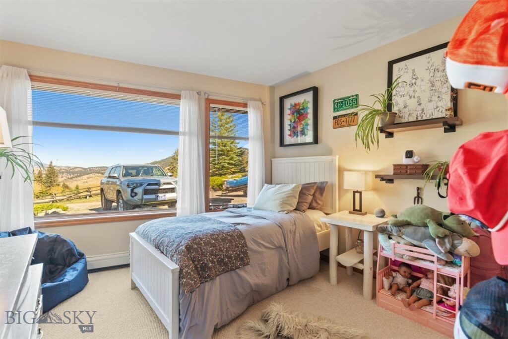 340 Silver Tip Trail, Bozeman MT 59715