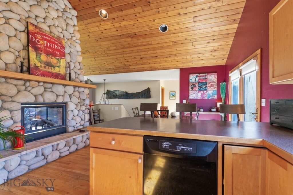 340 Silver Tip Trail, Bozeman MT 59715