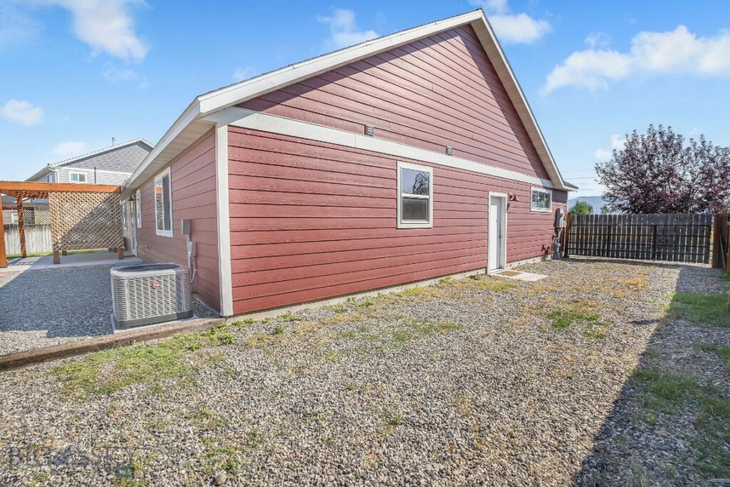 343 Stewart Loop, Bozeman MT 59718