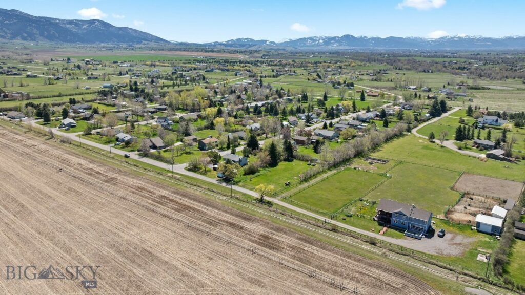 3450 W Hollyhock Drive, Belgrade MT 59714
