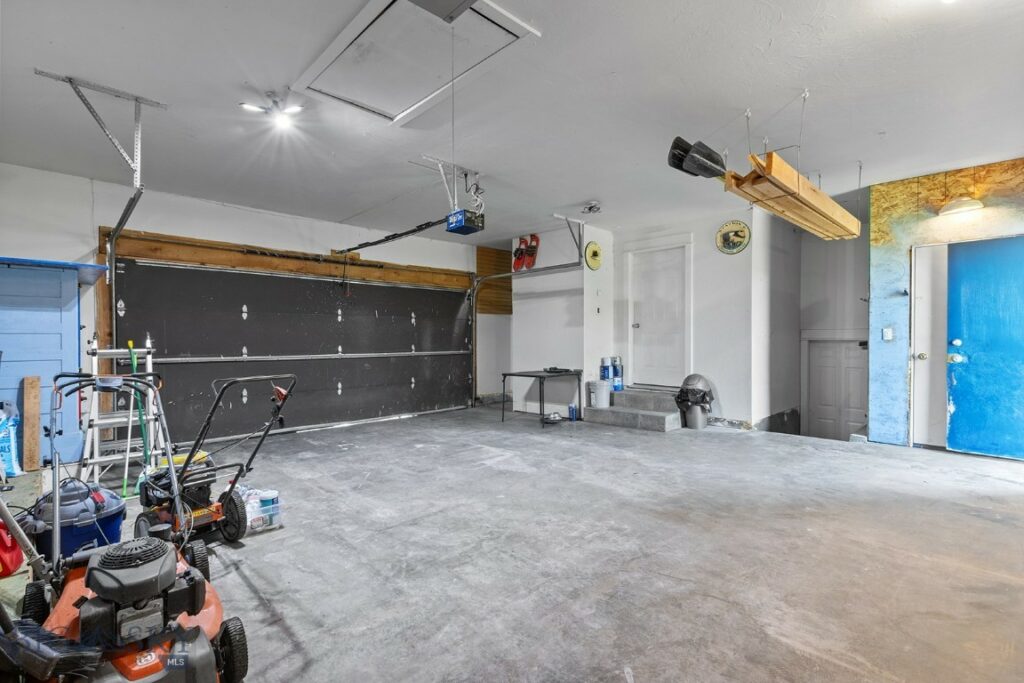 3450 W Hollyhock Drive, Belgrade MT 59714