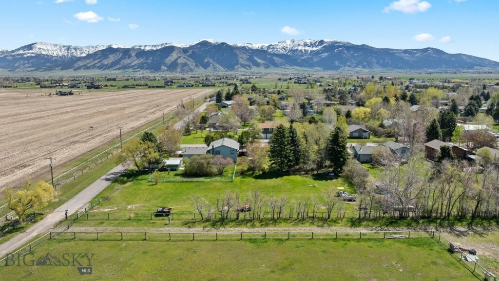 3450 W Hollyhock Drive, Belgrade MT 59714