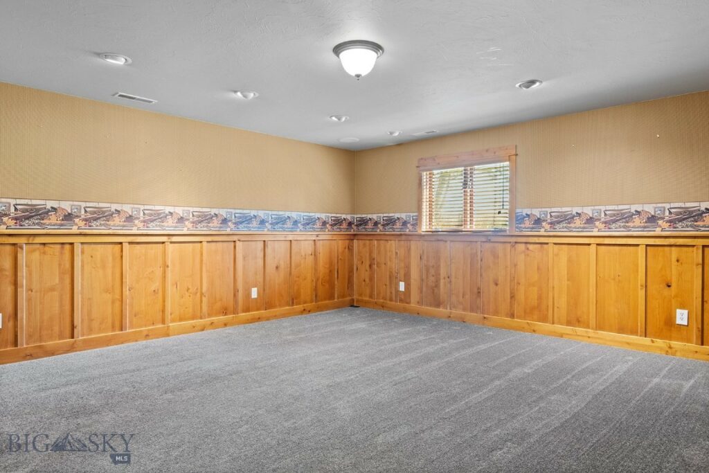 3450 W Hollyhock Drive, Belgrade MT 59714