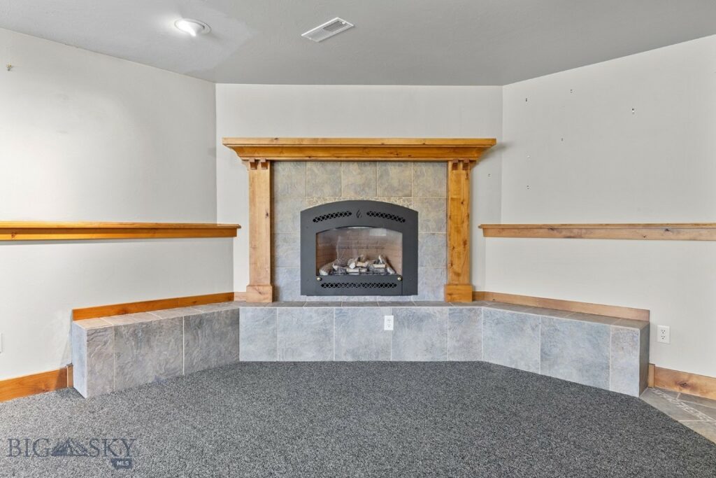 3450 W Hollyhock Drive, Belgrade MT 59714