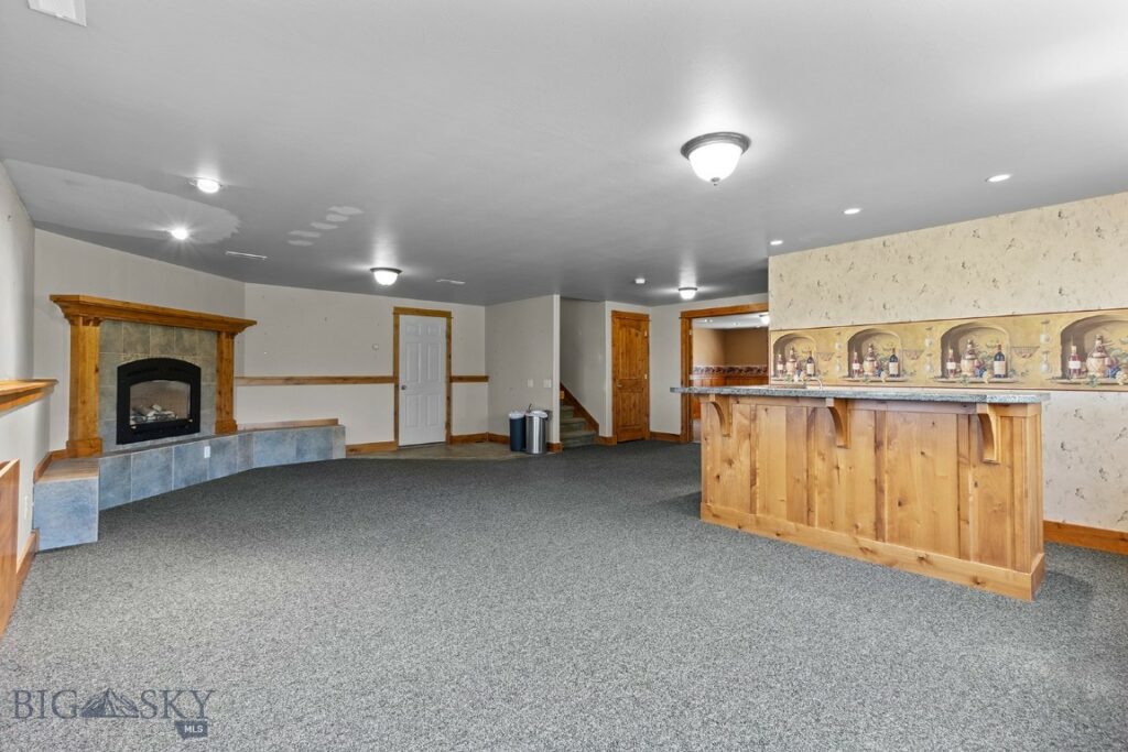 3450 W Hollyhock Drive, Belgrade MT 59714